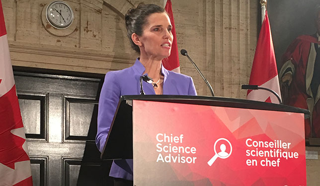 Minister Kirsty Duncan at the announcement on December 5, 2016. Photo by Helen Murphy, Universities Canada.