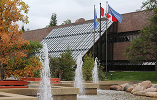Athabasca U’s ‘near virtual’ plan worries town residents