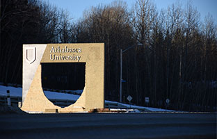 L’Université Athabasca s’entend avec le gouvernement de l’Alberta